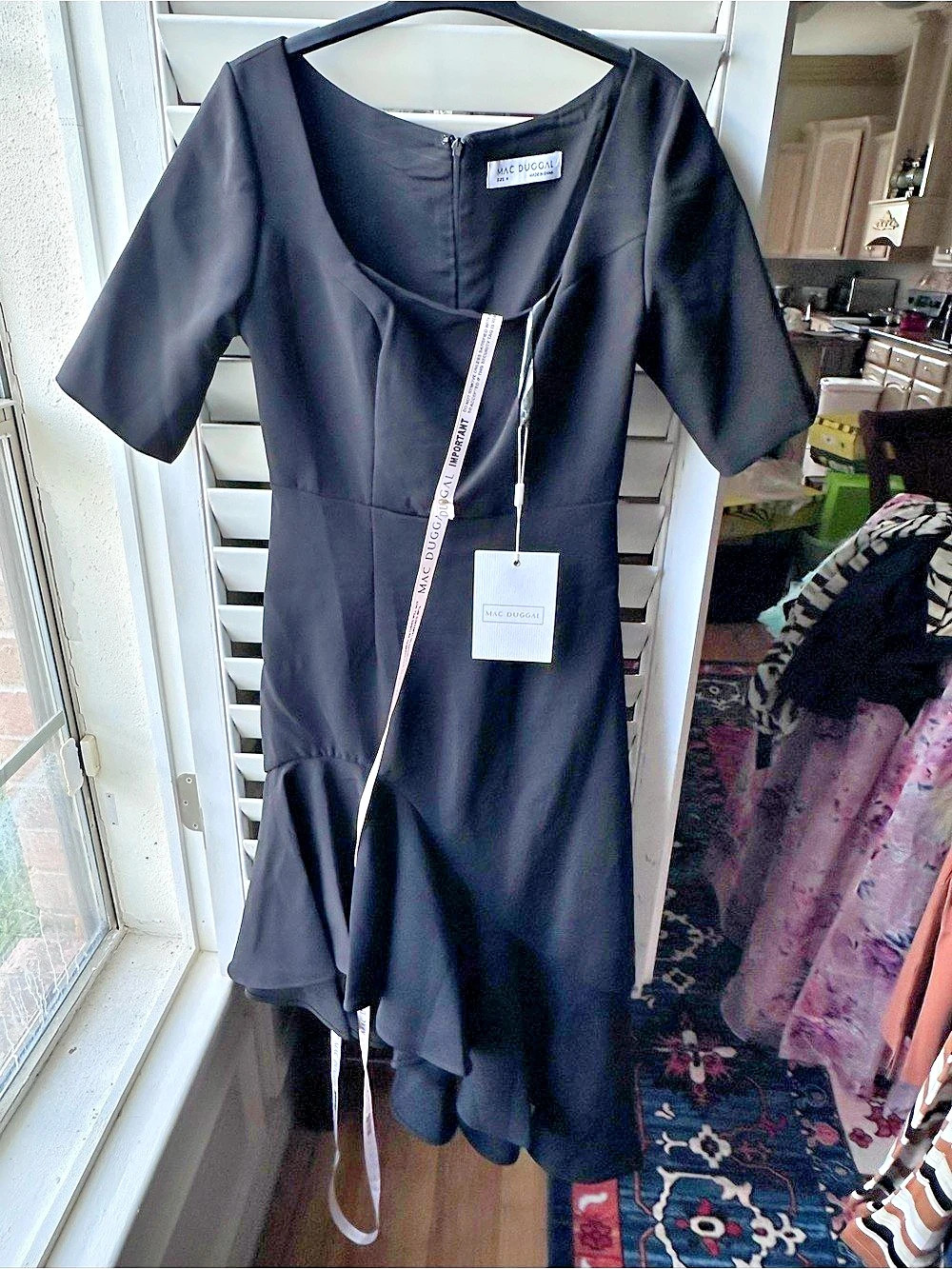 Mac Duggal Black Ruffle Hem Dress Size 4 NWT